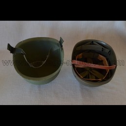 US M1 helmet with WWII liner